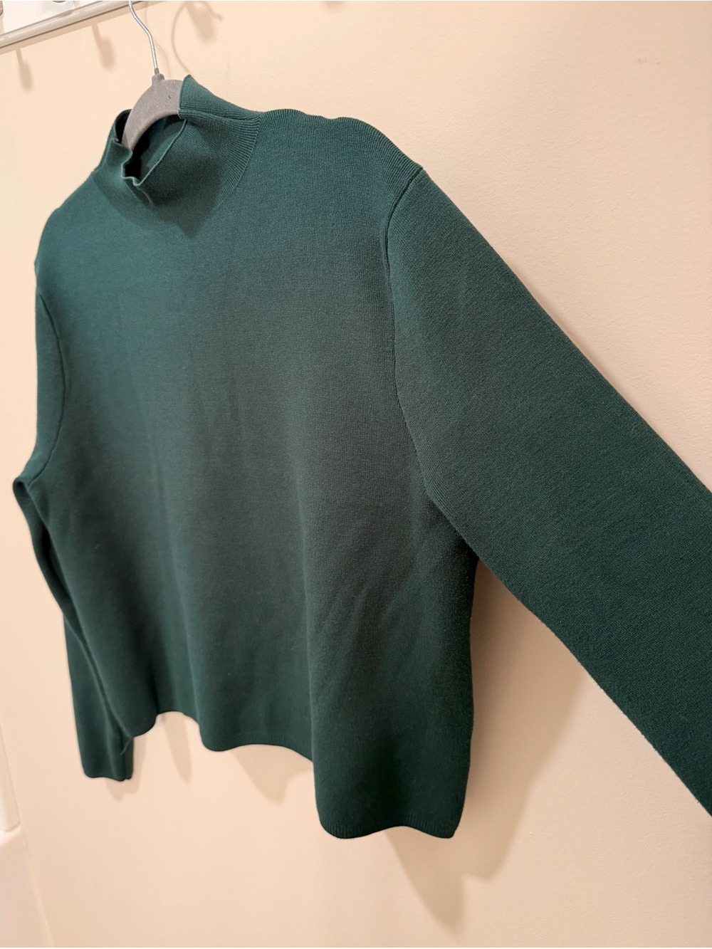 ANTONIO MELANI Deep Green Mock Neck Sweater  size M - Picture 2 of 9